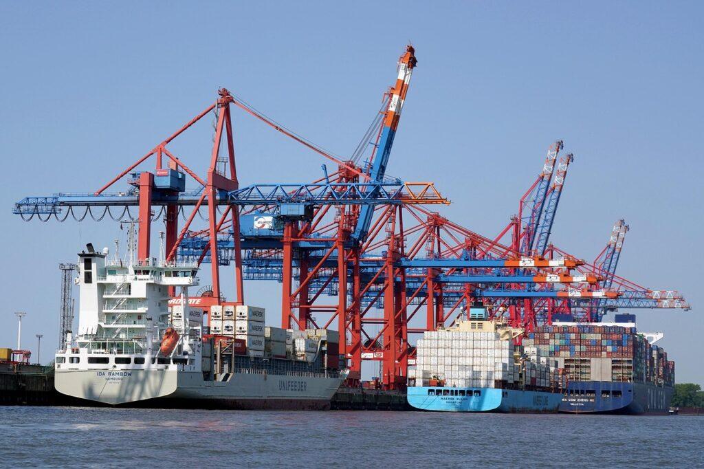 Temu CZ či "Temu Czechia" je lokalizovanou variací světové platformy Temu COM. Vracení zboží či reklamace tak může probíhat i přes cizojazyčně mluvící zákaznickou podporu.